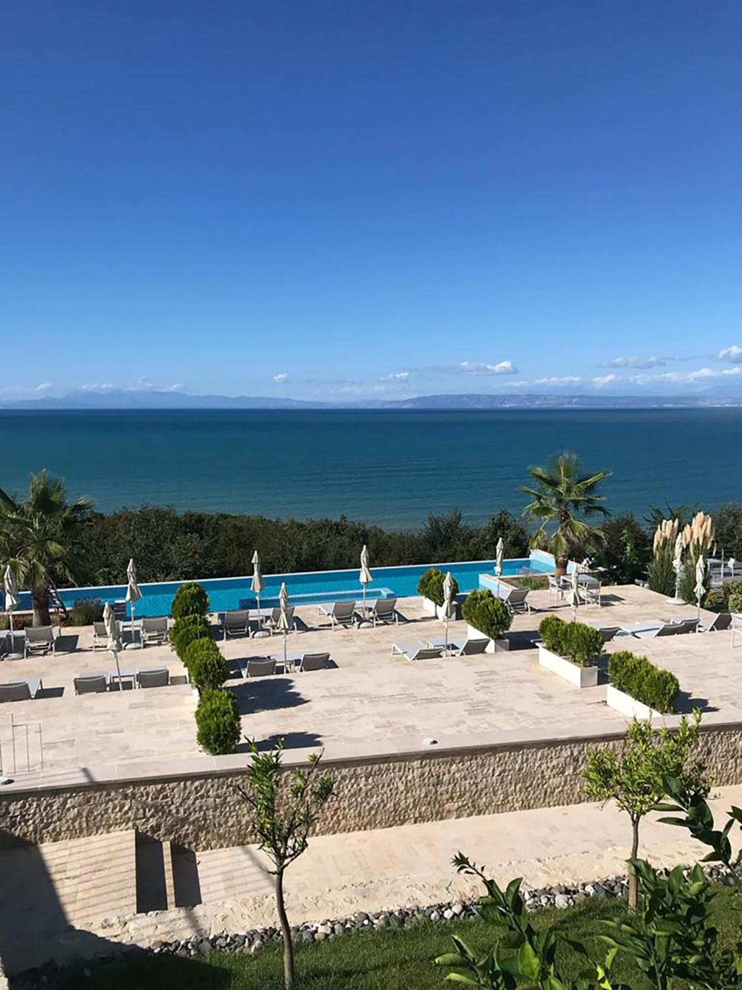 Deluxe Villa Jante Infinity Pool Durrës Exteriör bild