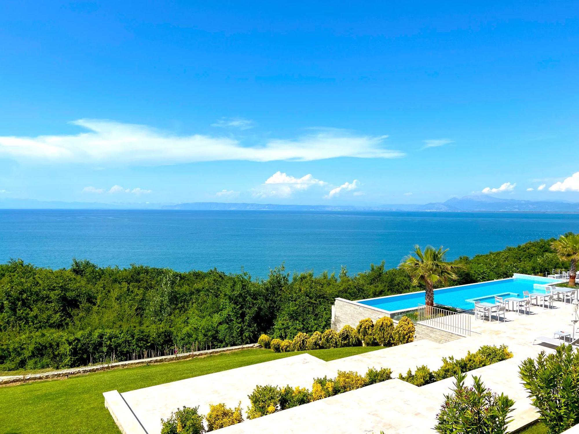 Deluxe Villa Jante Infinity Pool Durrës Exteriör bild